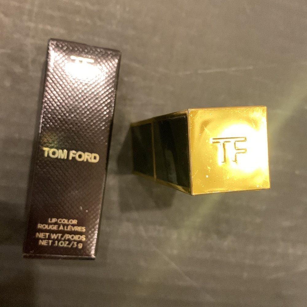 TOM FORD Lip Color Matte Lipstick 16 scarlet rouge NEW IN BOX - Picture 7 of 9